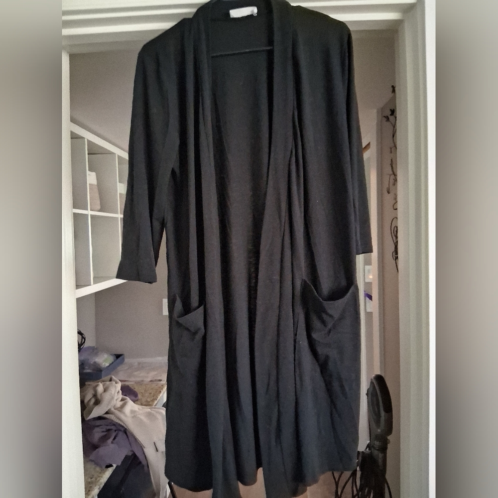 Zenana Outfitters Black Women's Sweater